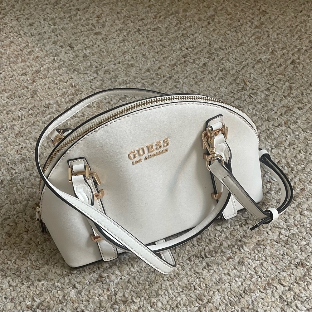 Guess Over The Shoulder Purse Or Handbag Gem